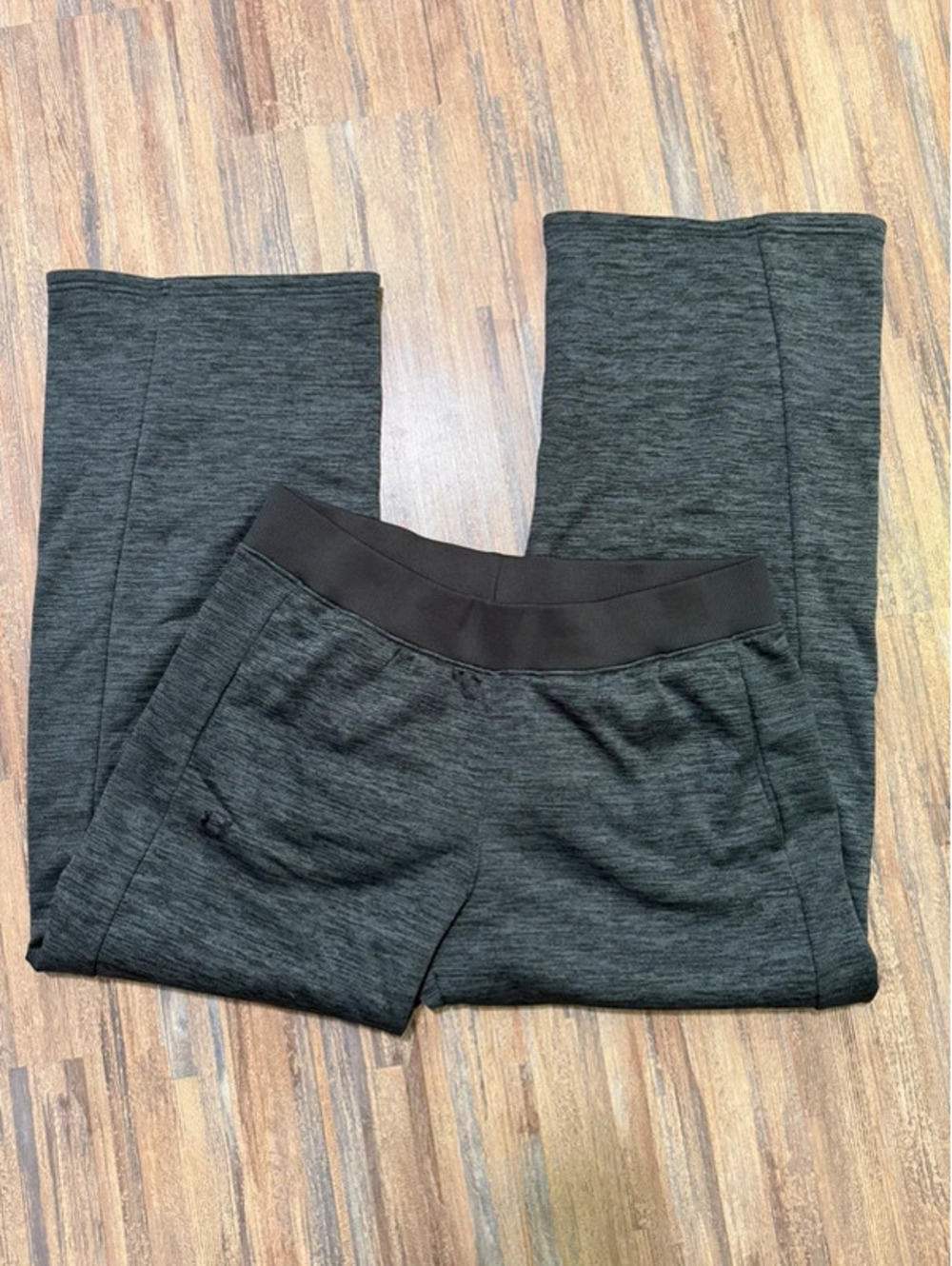 Under armour coldgear sweats size large